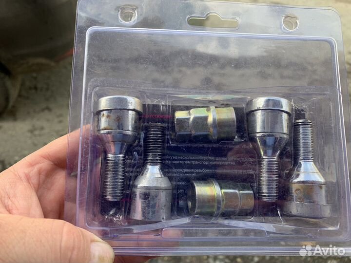 Секретные болты