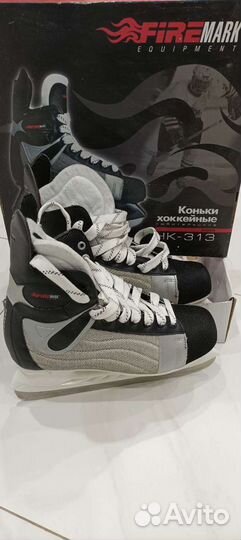 Коньки хоккейные