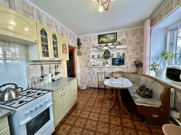 Дом 186 м² на участке 12 сот.