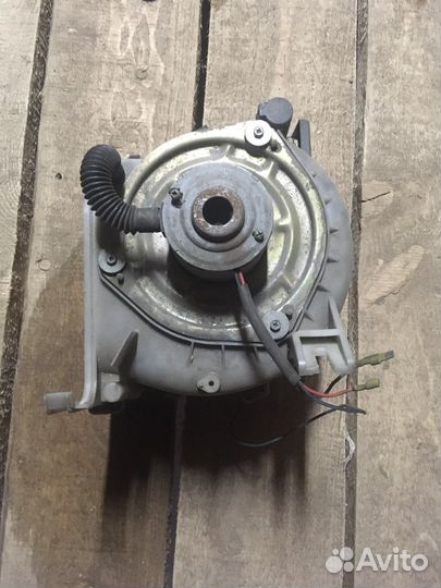 Моторчик отопителя Субару Легаси B10 1994г