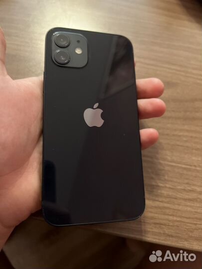 Телефон iPhone 12 64гб