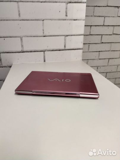 Компактный игровой ноутбук Sony на i3, 4Gb озу