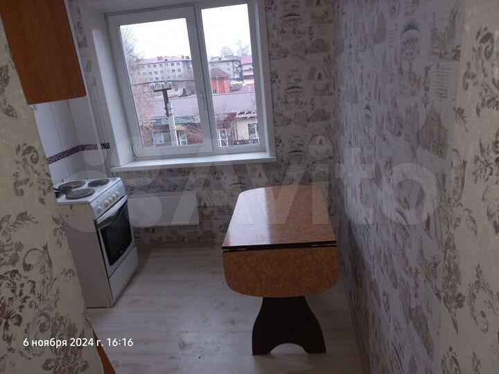 2-к. квартира, 42 м², 3/5 эт.