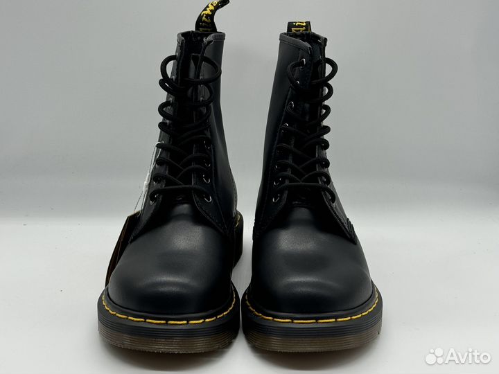 DR. Martens 1460 Jadon Black