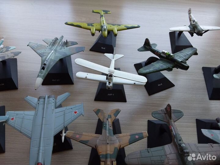 Модели самолетов из металла, цена за все