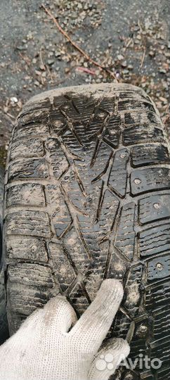 Nokian Tyres Hakkapeliitta 7 215/55 R17 98T