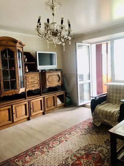 3-к. квартира, 100 м², 1/5 эт.