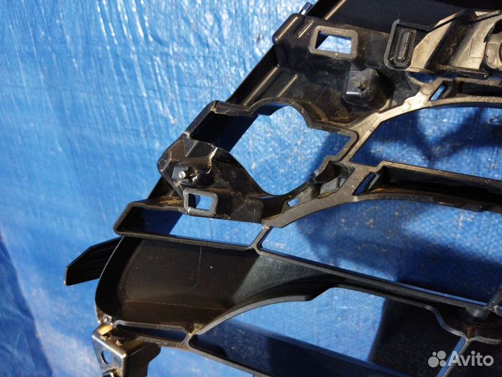 Решетка радиатора Lexus NX 1 2014