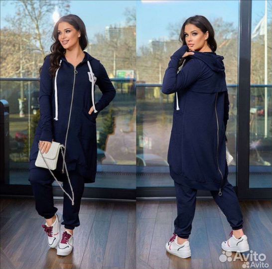 Женский спортивный костюм