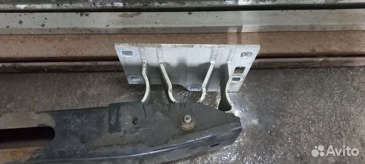 Усилитель бампера рендж ровер 405