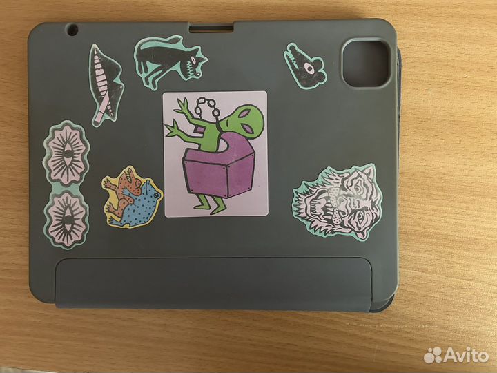 Чехол на iPad