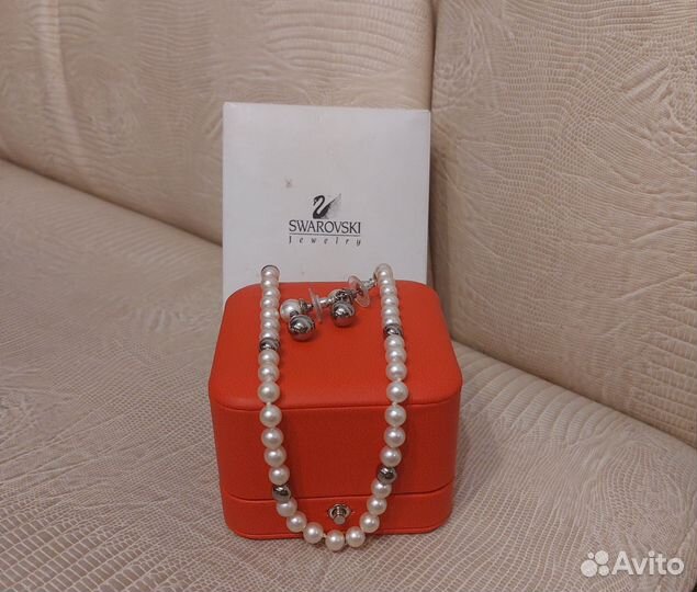 Swarovski комплект украшений