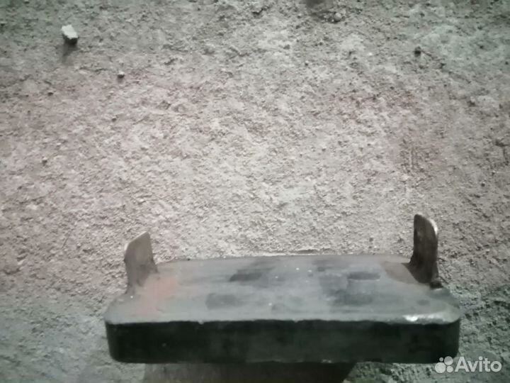 Накладки тормозные дт75,маз