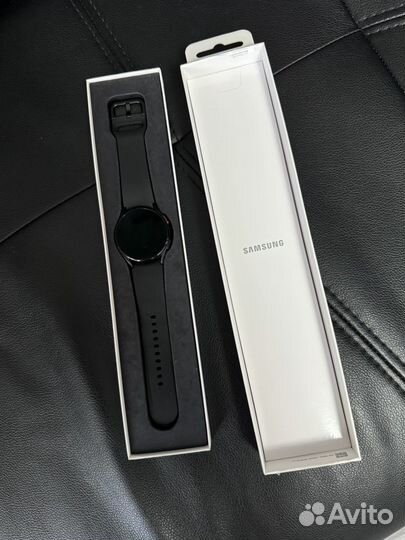 Samsung Galaxy Watch 4 40mm (отлч. состояние)