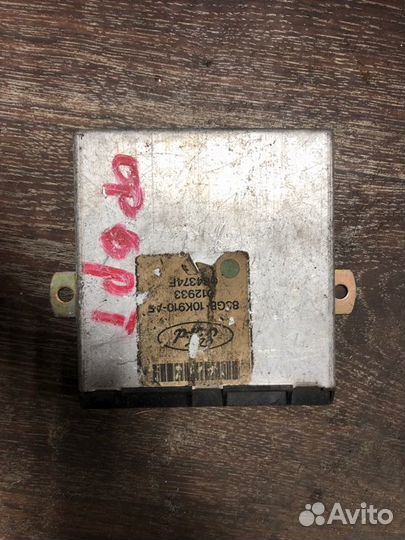 Блок управления двс Ford Scorpio CE N3A