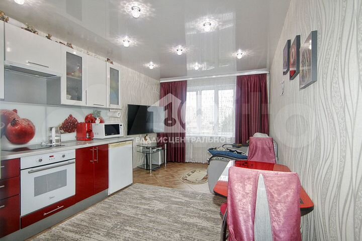 2-к. квартира, 68 м², 3/10 эт.