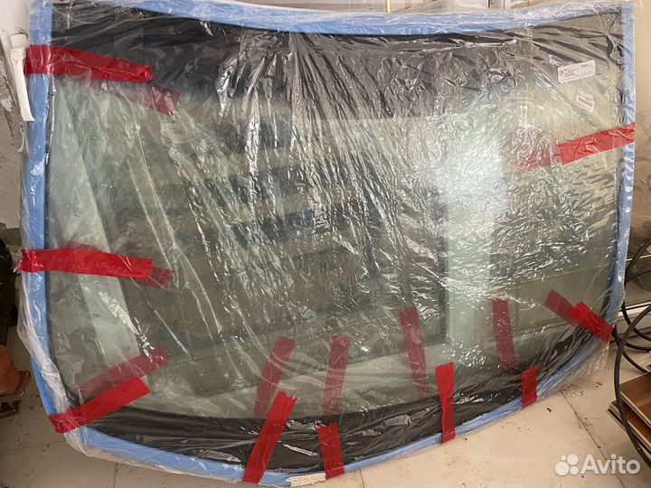 Стекло лобовое Lexus RX350, RX450h,RX270