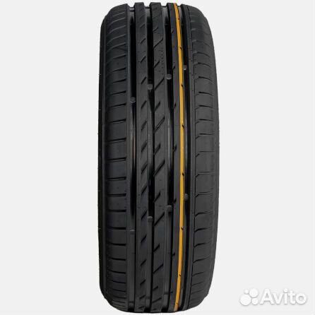 Ikon Tyres CHARACTER ULTRA 215/45 R17 91Y