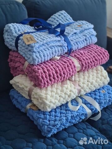 Пледы и покрывало