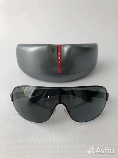 Солнцезащитные очки мужские Prada