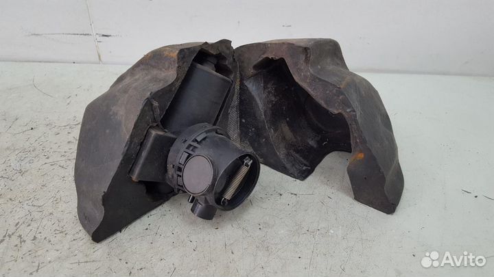 Компрессор центрального замка Mercedes S280 W126