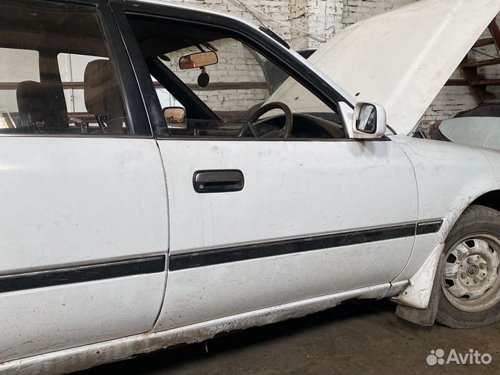 Двери передние задние тойота корона AT-170 сборе