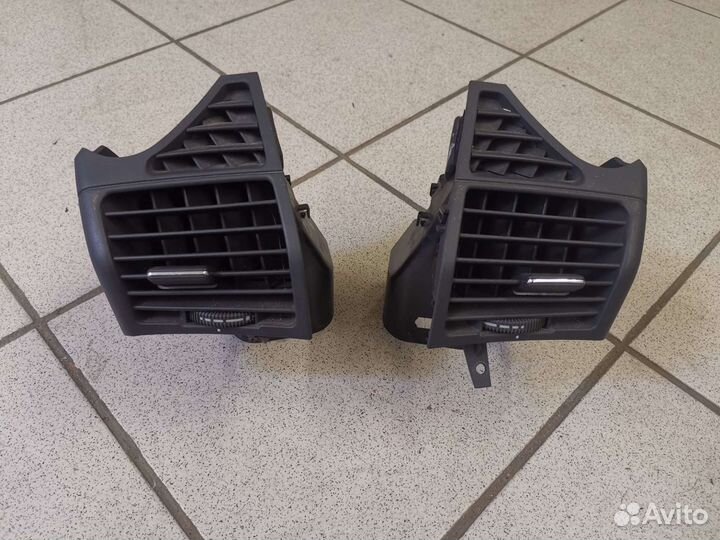 Воздушный дефлектор Mercedes w220