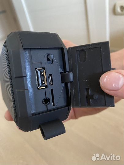 Портативная колонка