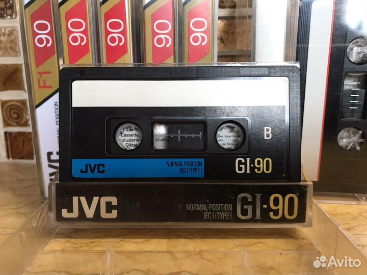 Компакт кассеты JVC