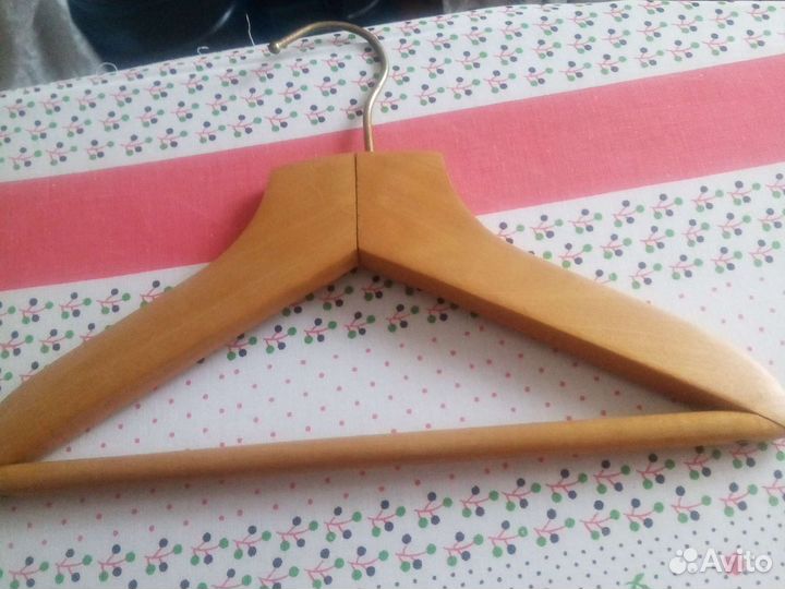 Детские деревянные плечики