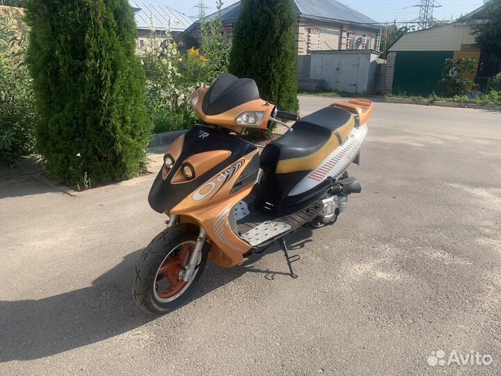 Скутер 80 кубов