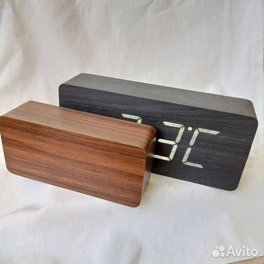 Настольные часы электронные