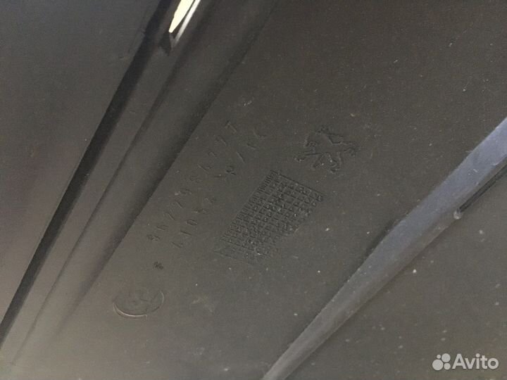 Новый задний бампер от peugeot 406 универсал