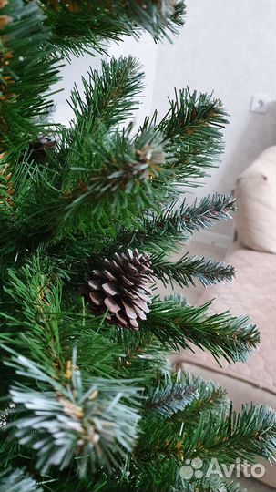 Елка искусственная