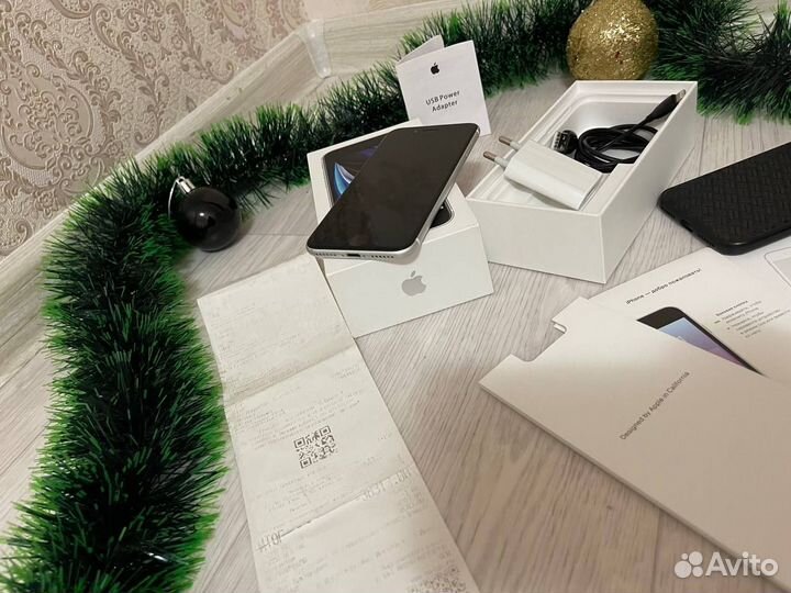 iPhone SE (2020), 64 ГБ
