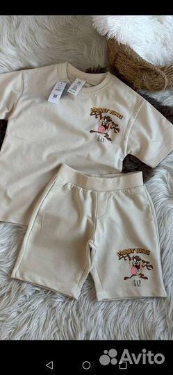 Костюмы zara