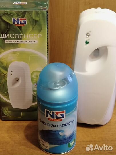 Автоматический диспенсер для освежителя
