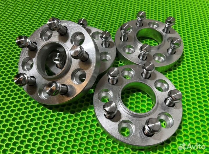 Проставки 30 мм 5х112 66,6 4 шт. Mercedes Audi