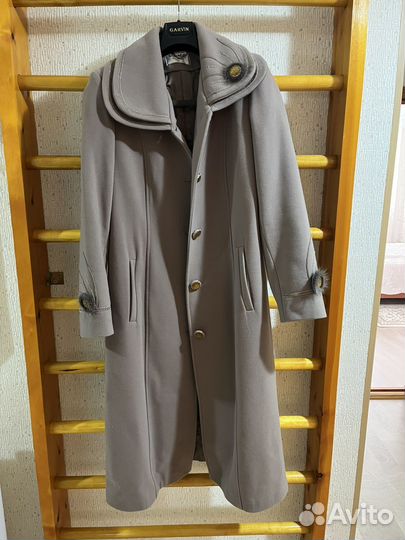 Пальто женское 50 52 бу