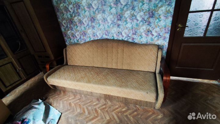 Винтажные кресло и диван - СССР