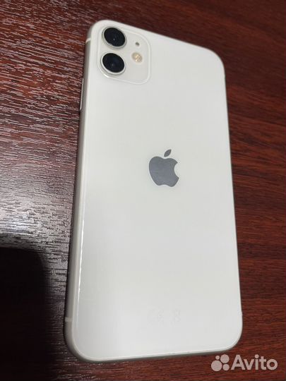 iPhone 11, 64 ГБ