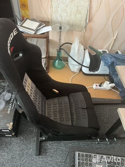 Кокпит для симрейсинга