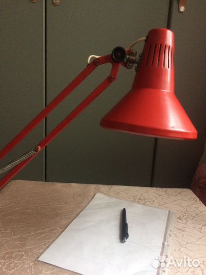 Лампа настольная