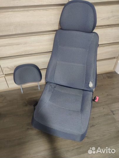 Сиденье с подголовниками ваз 2114