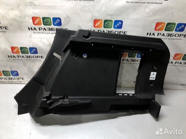 Обшивка багажника задняя правая LADA Xray cross