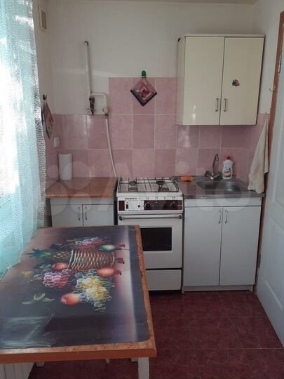 Комната 12 м² в 4-к., 1/2 эт.