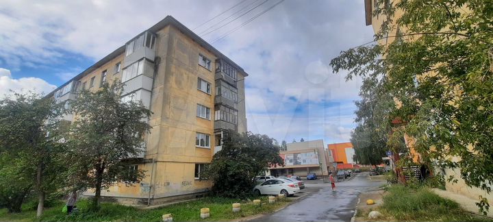 3-к. квартира, 52 м², 1/5 эт.