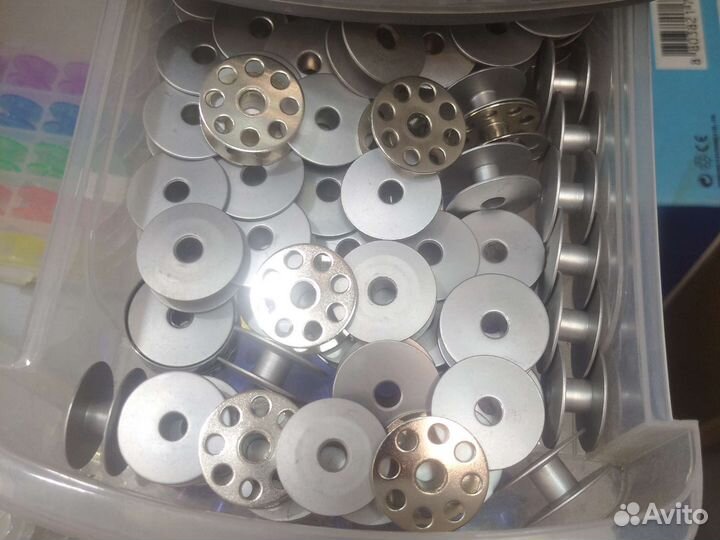 Шпульки для бытовых и промышленных швейных машин