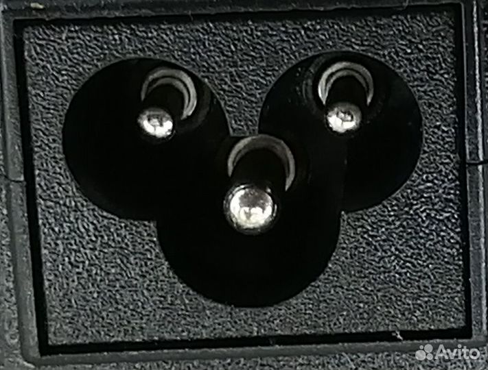 Блок питания для ноутбука Samsung 19V 4.74A (5.5x3