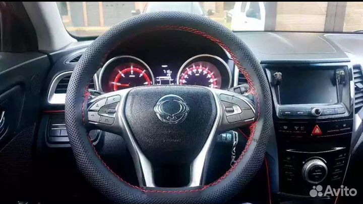 Оплетка на руль со шнуровкой